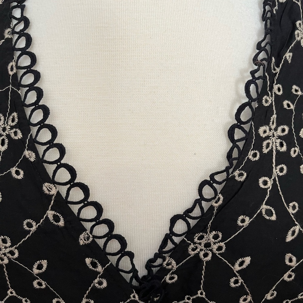Eyelet Top - Picture 6 of 6